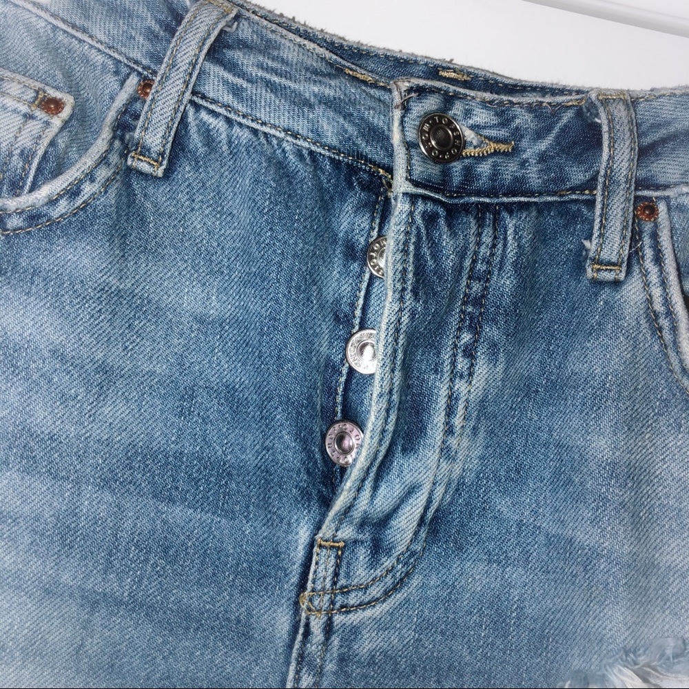 Topshop High-Waisted, Ripped Jeans - Picture 3 of 3